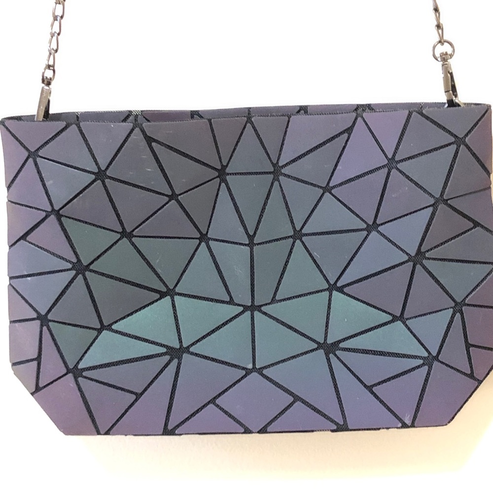 Vegan Holographic Color-Changing Purse - Chain Strap